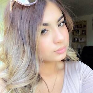 Meet your Posher, Areli